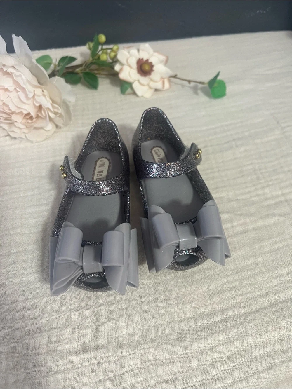 Mini Melissa Glitter Mary Jane Shoes with Gray Bow